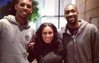 度与队内秩 度与队内秩